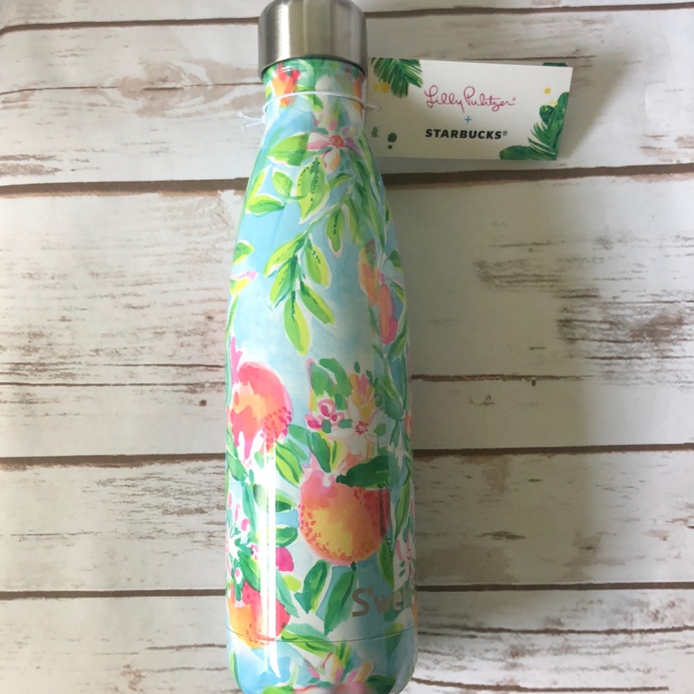 Lilly Pulitzer x Starbucks limited edition bottle